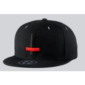 Casquette Snapback Croix inversée Noire et Rouge Ajustable