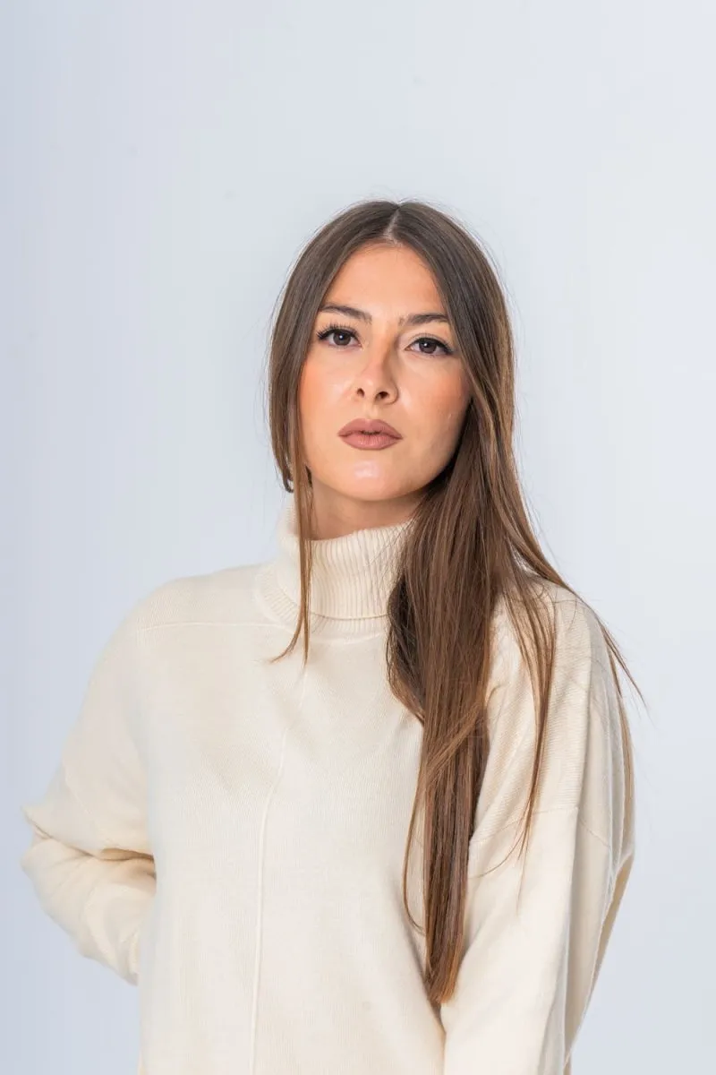 Ensemble pull col roulé et pantalon maille beige