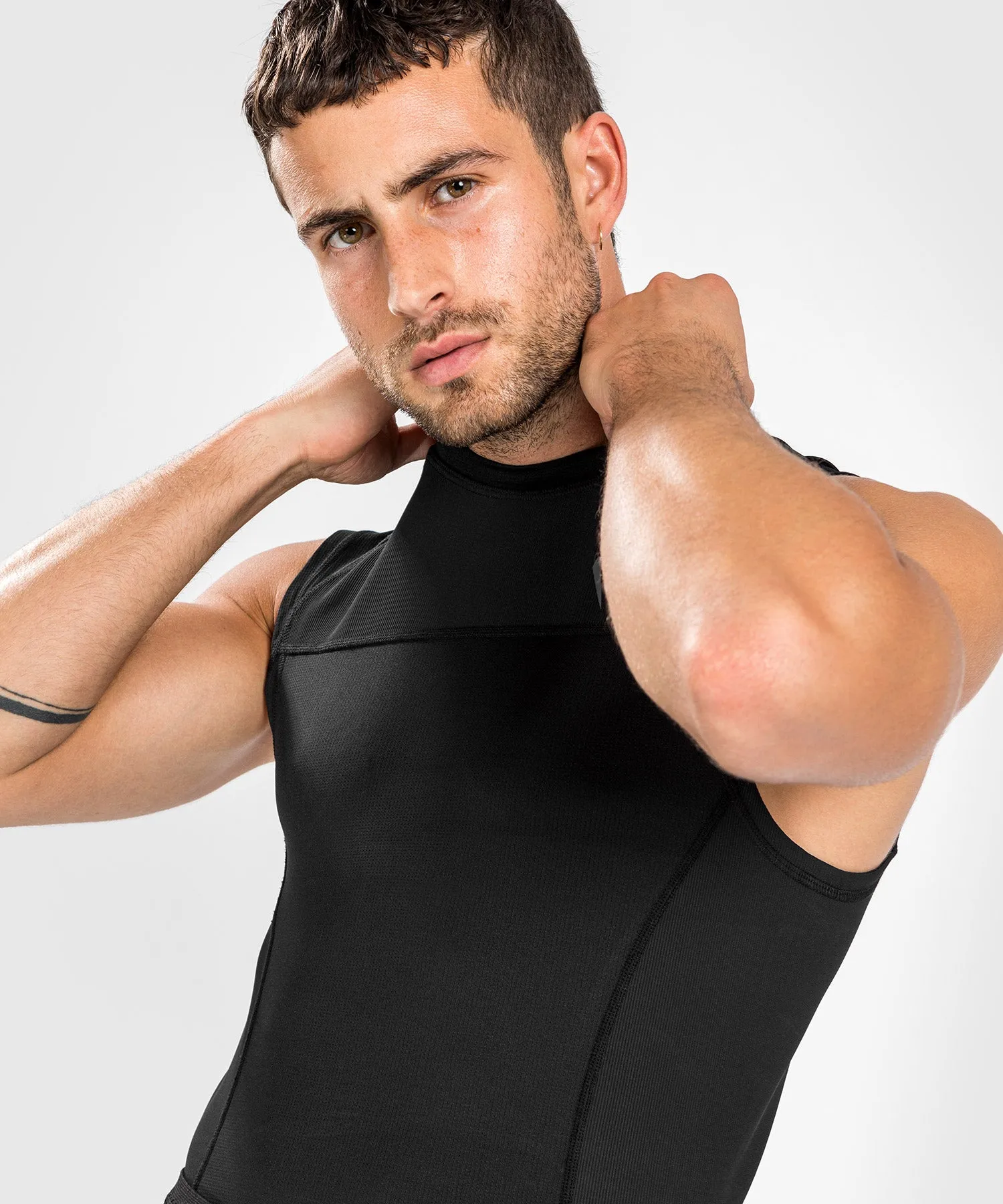 Rashguard Venum G-Fit Air sans manches - Noir