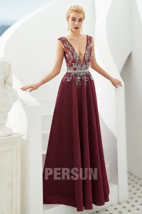 Robe de soirée 2020 sexy bordeaux col v embelli de strass - Robedesoireelongue.fr