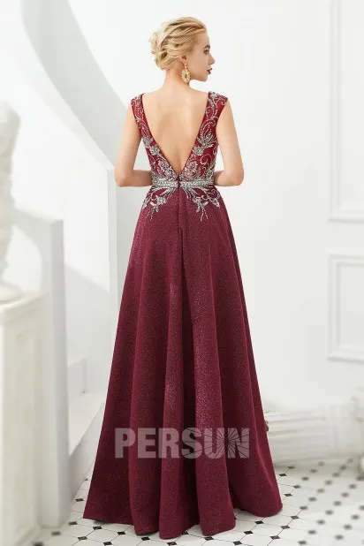 Robe de soirée 2020 sexy bordeaux col v embelli de strass - Robedesoireelongue.fr