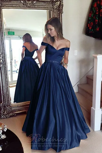 Robe de Soirée aligne Épaule Dégagée Satin Formelle À la masse Haut Bas