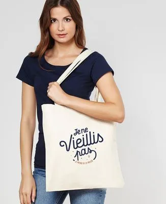 T-Shirt femme Je ne vieillis pas, je prends de la valeur - OLD