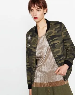 Veste baseball pour femme avec motif camouflage