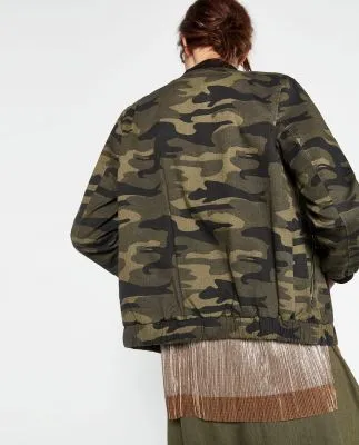 Veste baseball pour femme avec motif camouflage